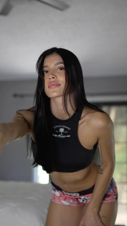 Daniela Gil photo 50720