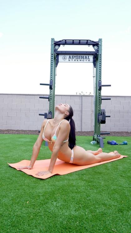 Daniela Gil photo 50733