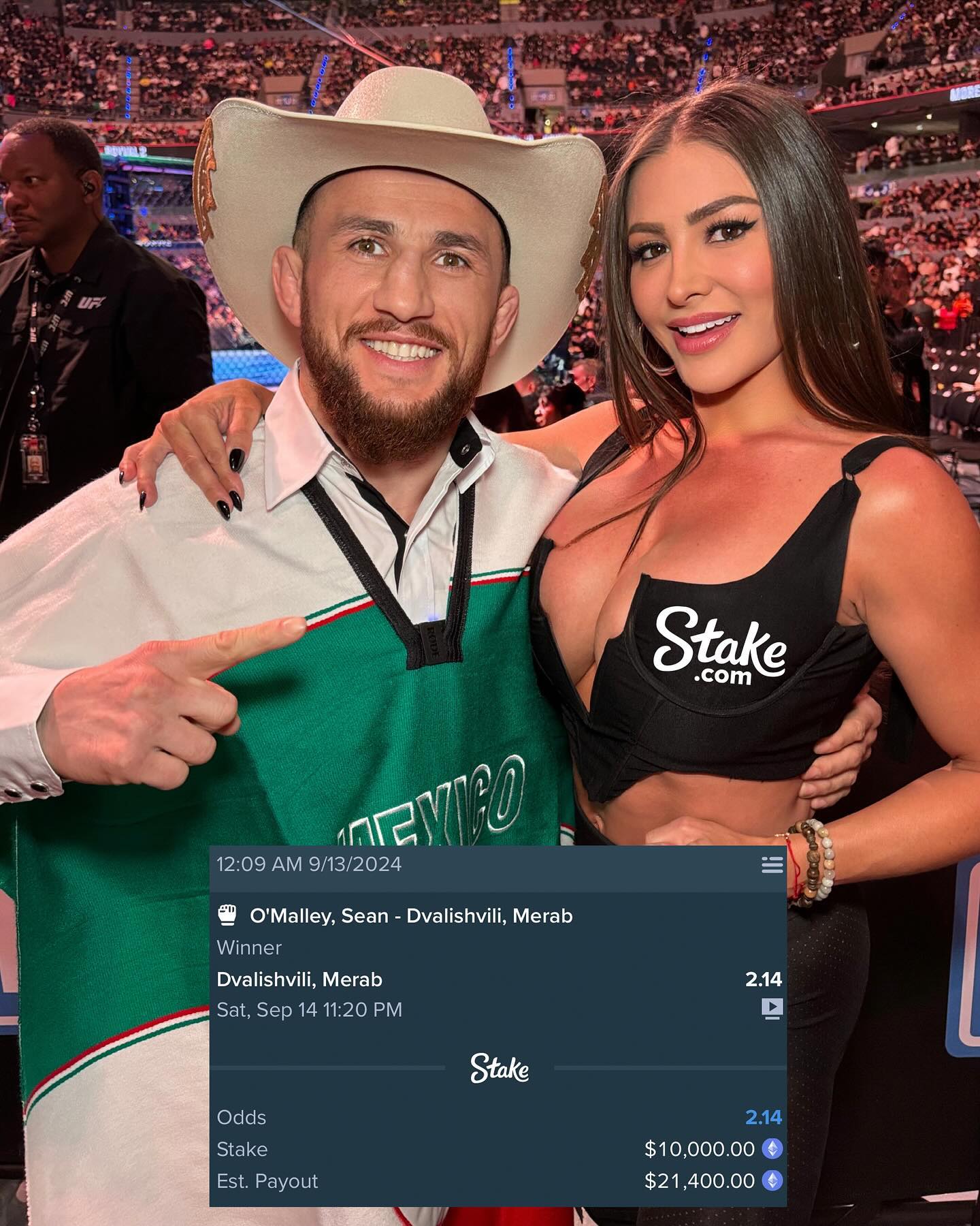 Francia James #11377