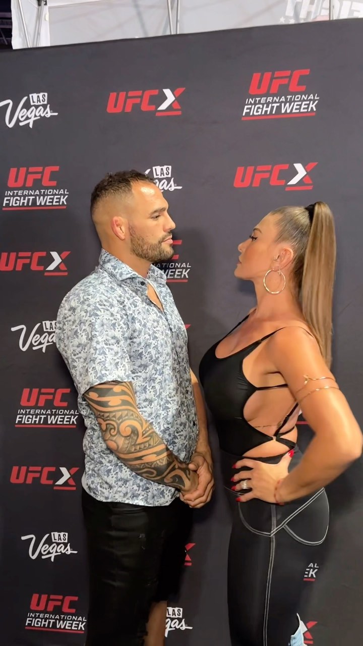 Francia James #11445