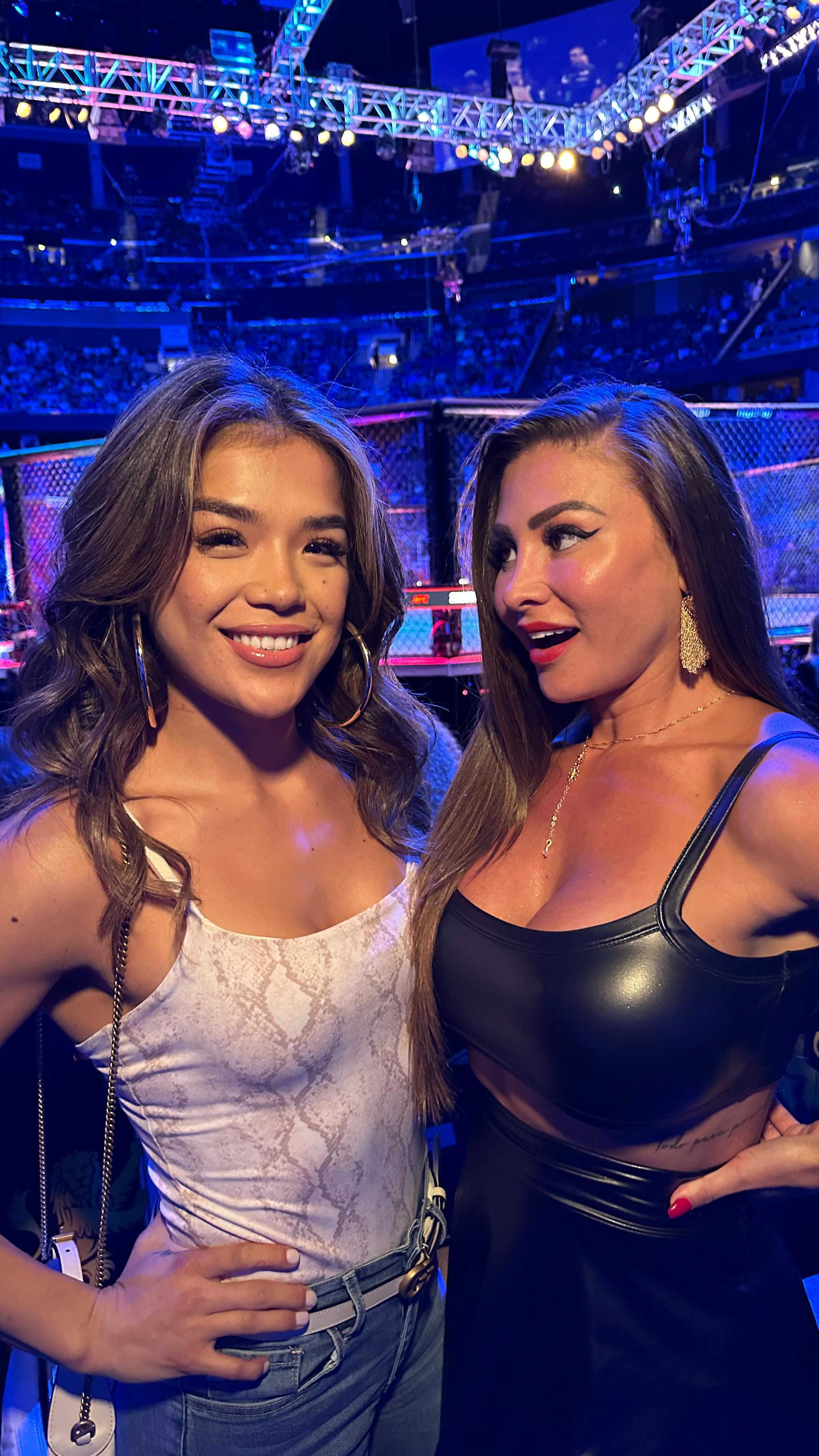 Francia James #11465