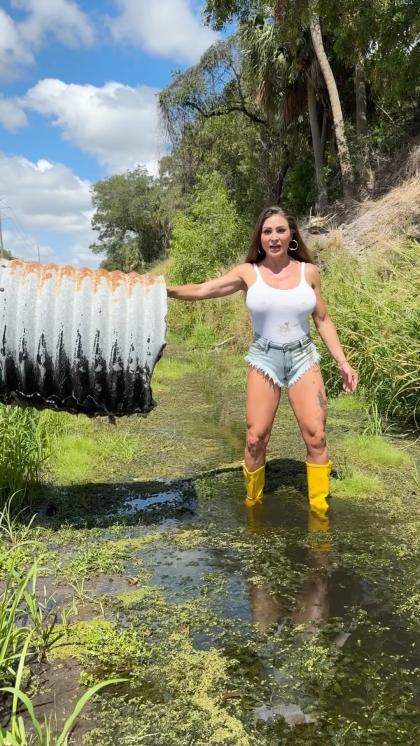 Francia James photo 11400