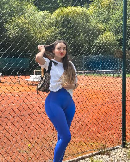 Carinnha White photo 174086