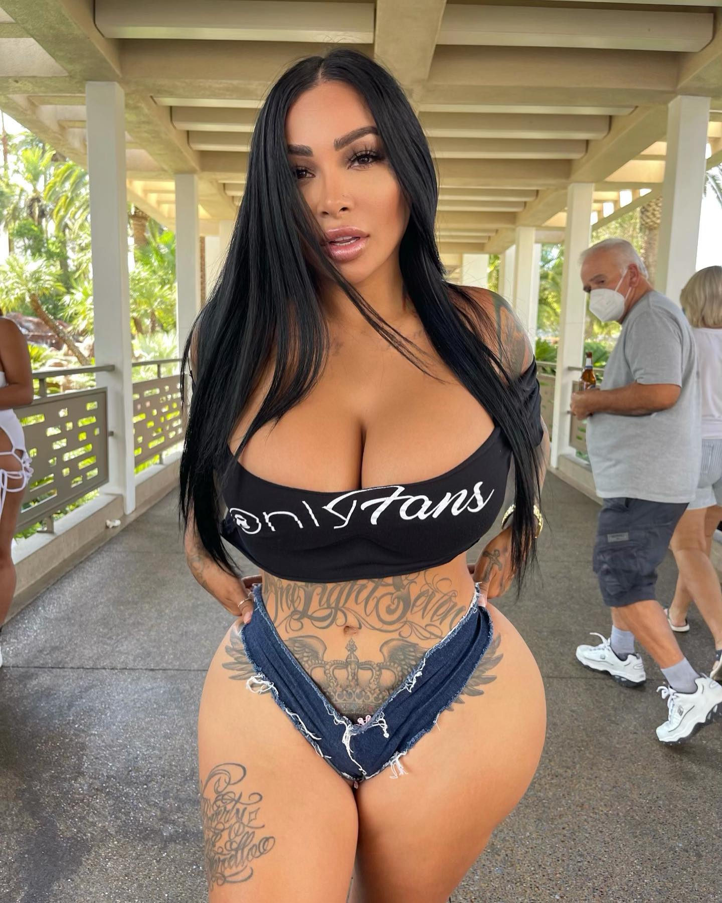 Brittanya Razavi #11576