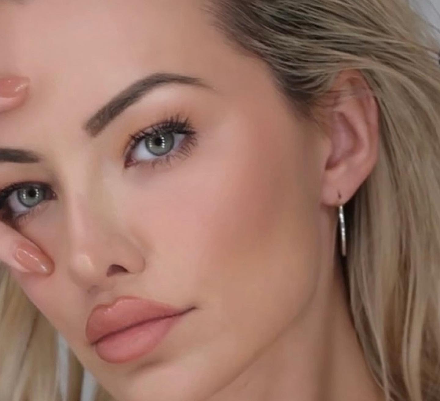 Lindsey Pelas #175440