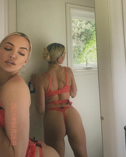 Lindsey Pelas photo 175364