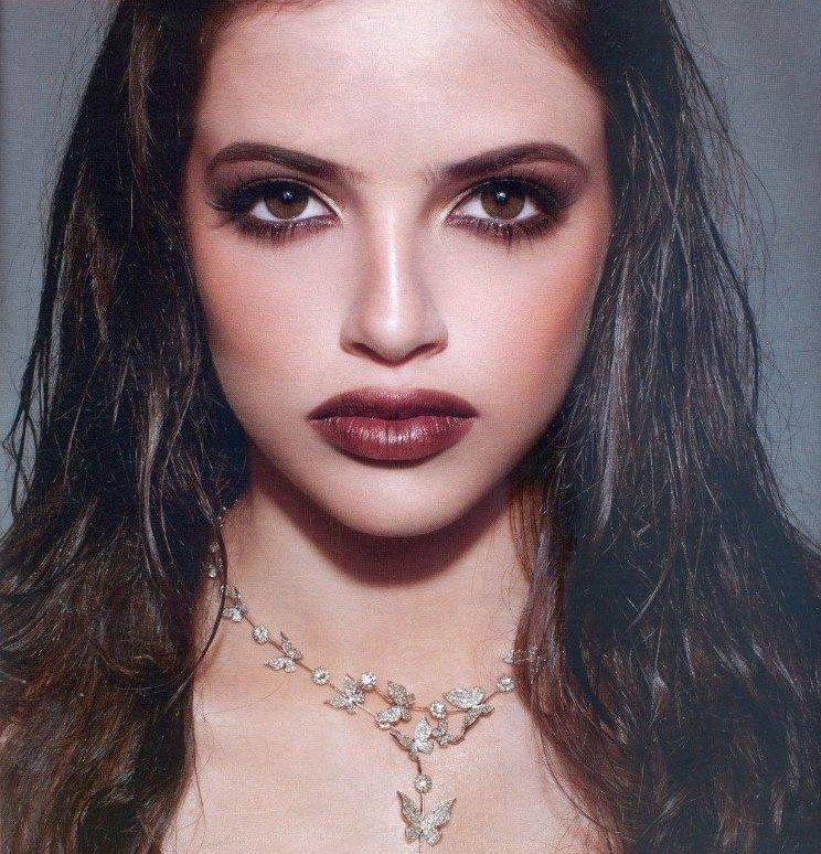 Agatha Moreira #175619