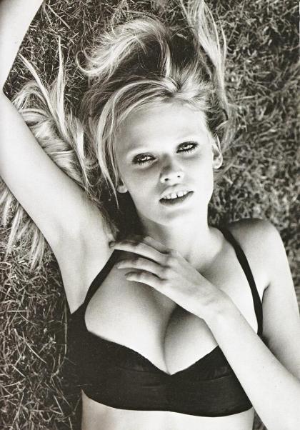 Lara Stone