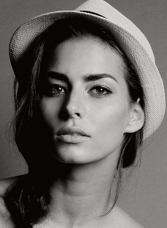 Andrea Bagiova #178349