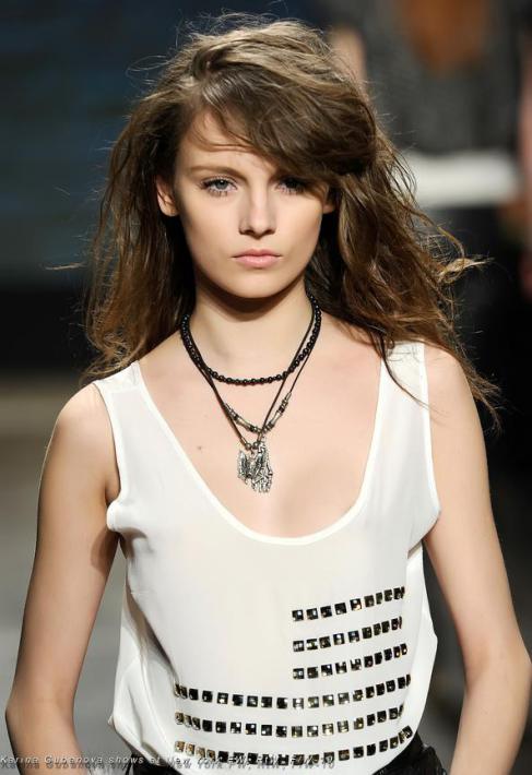 Karina Gubanova #178498