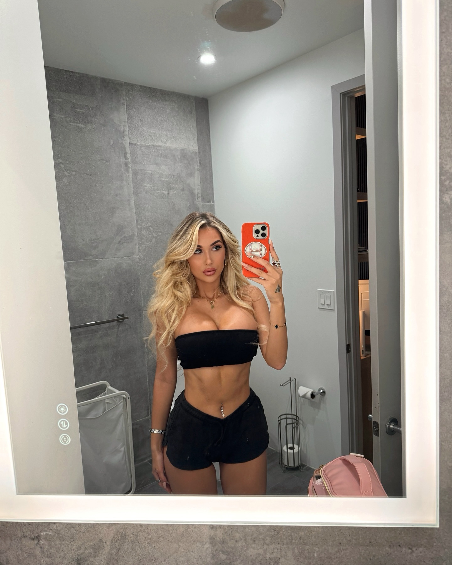 Nikita Sullivan #11999