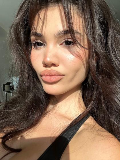 Anna Buluchevskaya photo 209840