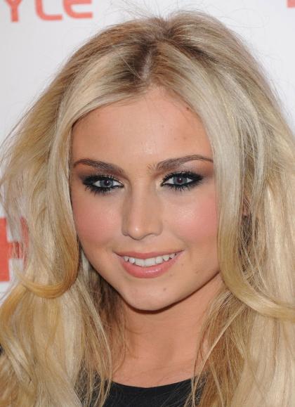 Chloe Cummings photo 179395