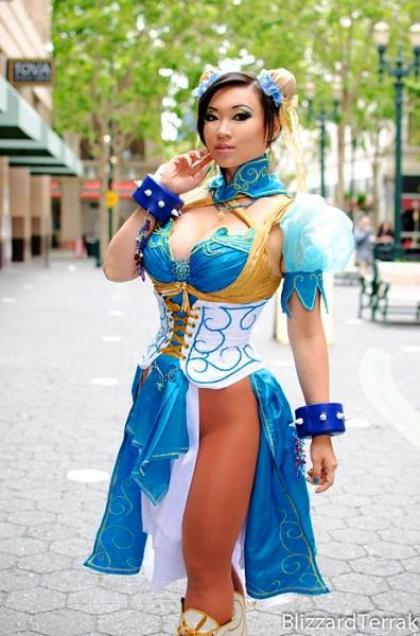 Yaya Han