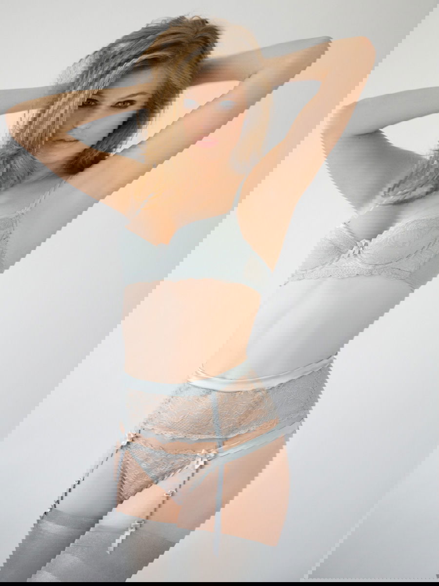 Adela Capova #179787