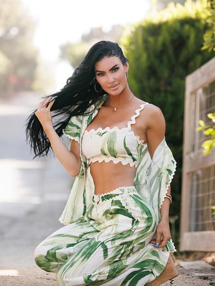 Katelyn Runck photo 180904