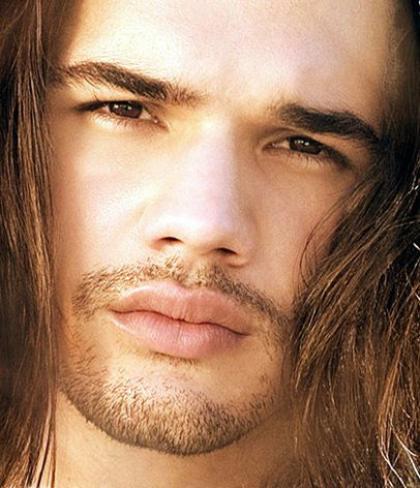 Steven Strait