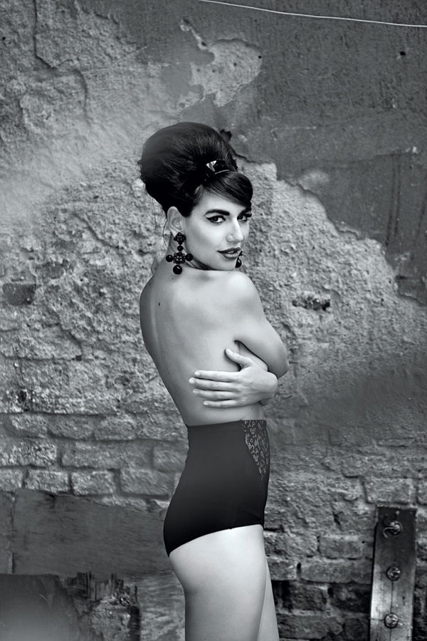 Christina Mileva #182525