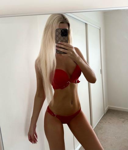 Lauren Bate photo 29879