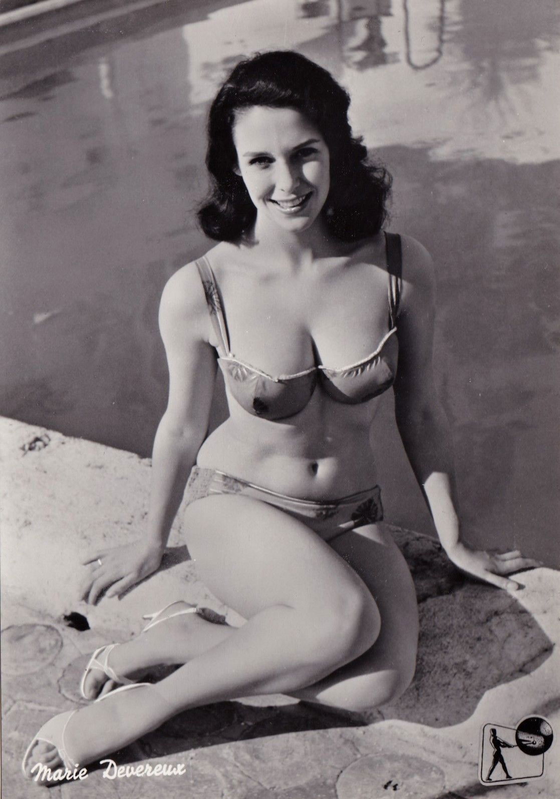 Marie Devereux #183705