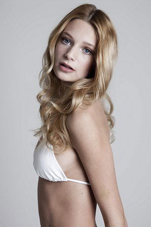 Anouk Van Kleef #183984