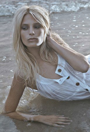 Anouk Van Kleef #183986