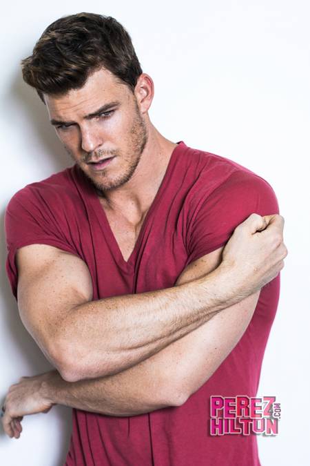 Alan Ritchson #184261