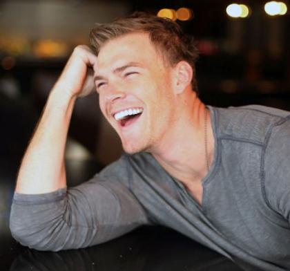 Alan Ritchson