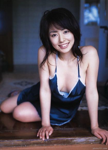 Momoko Tani photo 184600
