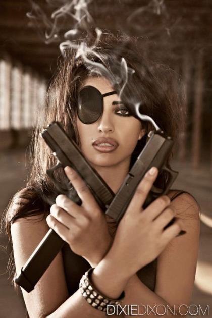 Mayra Leal photo 184681