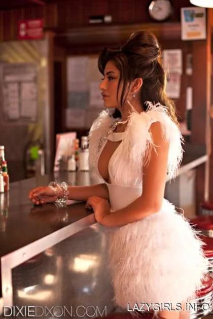 Mayra Leal photo 184684