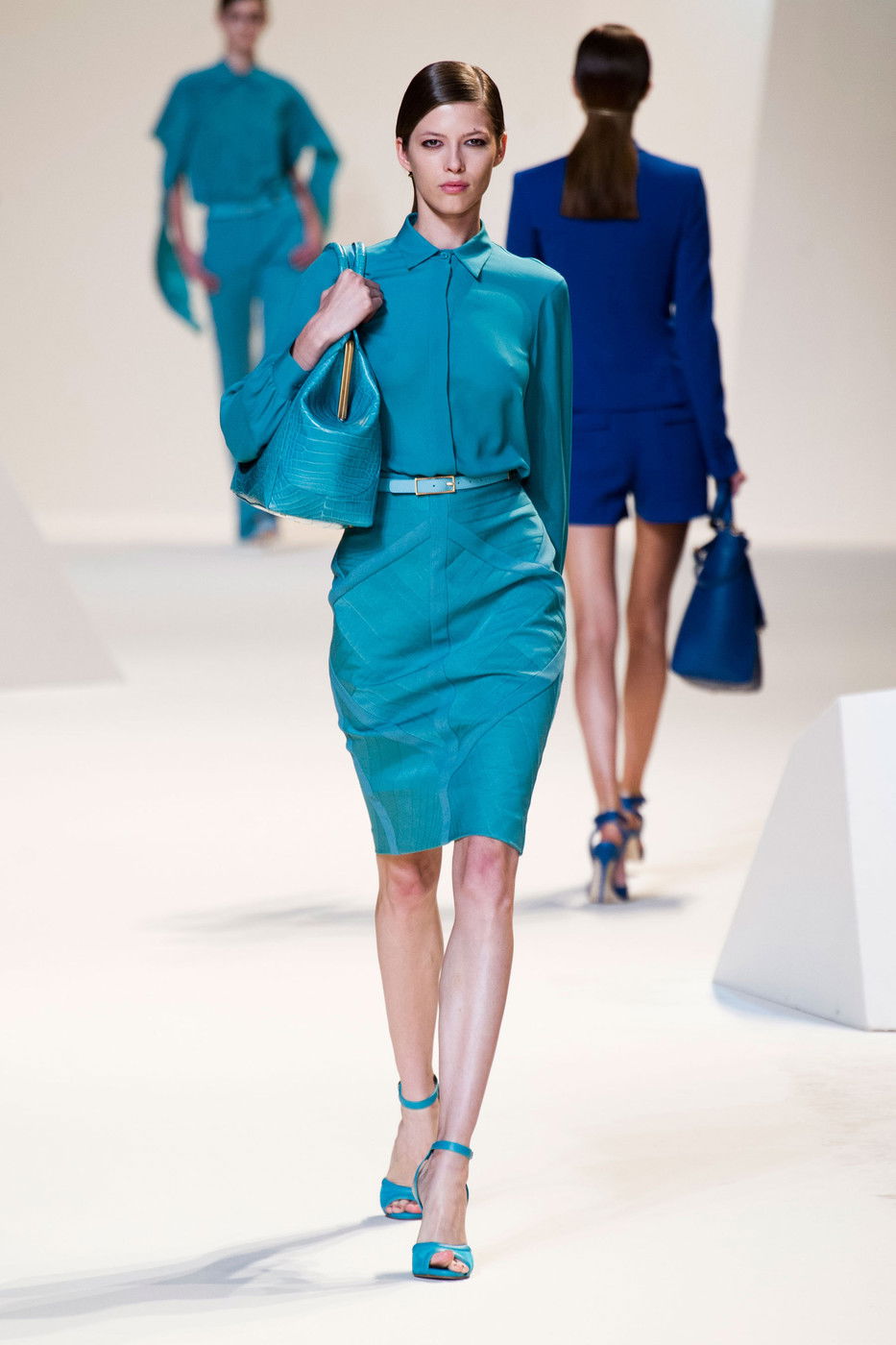 Yulia Kharlapanova #185030