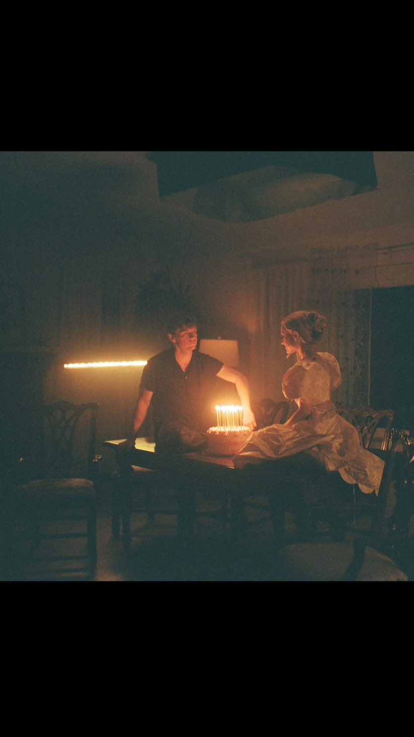 Ariana Grande #52022