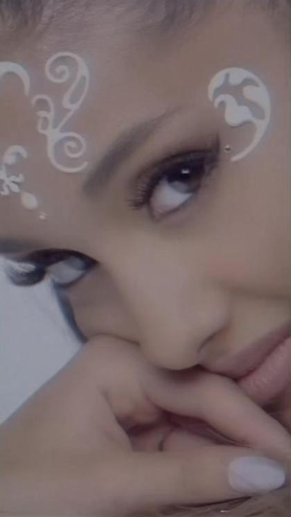 Ariana Grande photo 52015