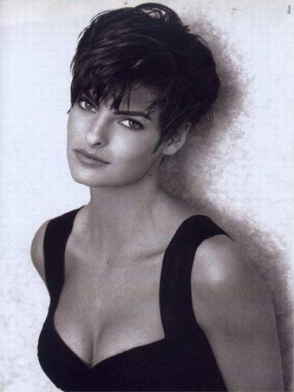 Linda Evangelista photo 185679