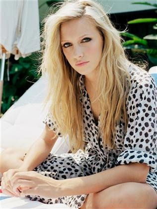 Katie Cassidy #185990