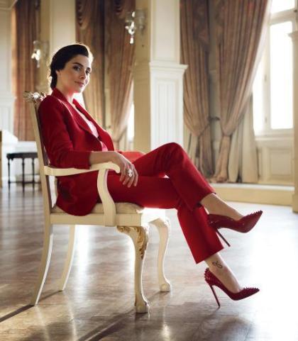 Nur Aysan photo 186745