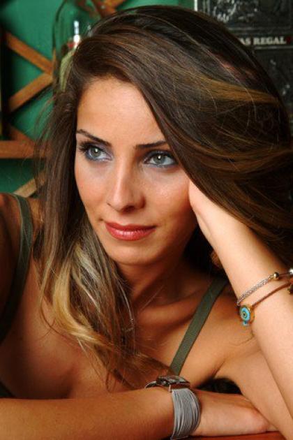 Nur Aysan photo 186747