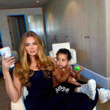 Khloé Kardashian photo 52223