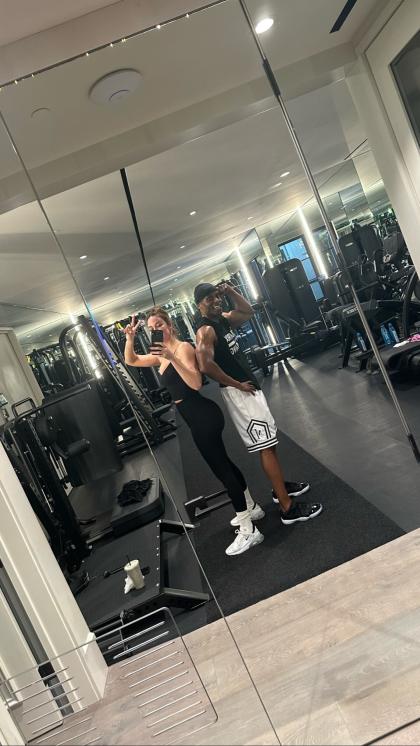 Khloé Kardashian photo 52227