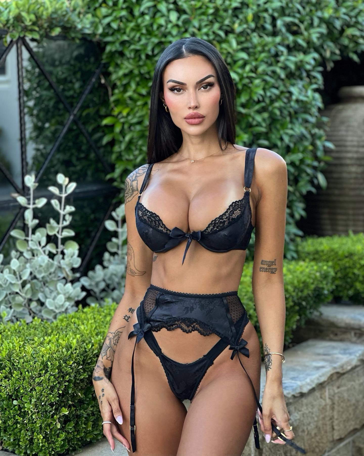 Annelese Milton #13553