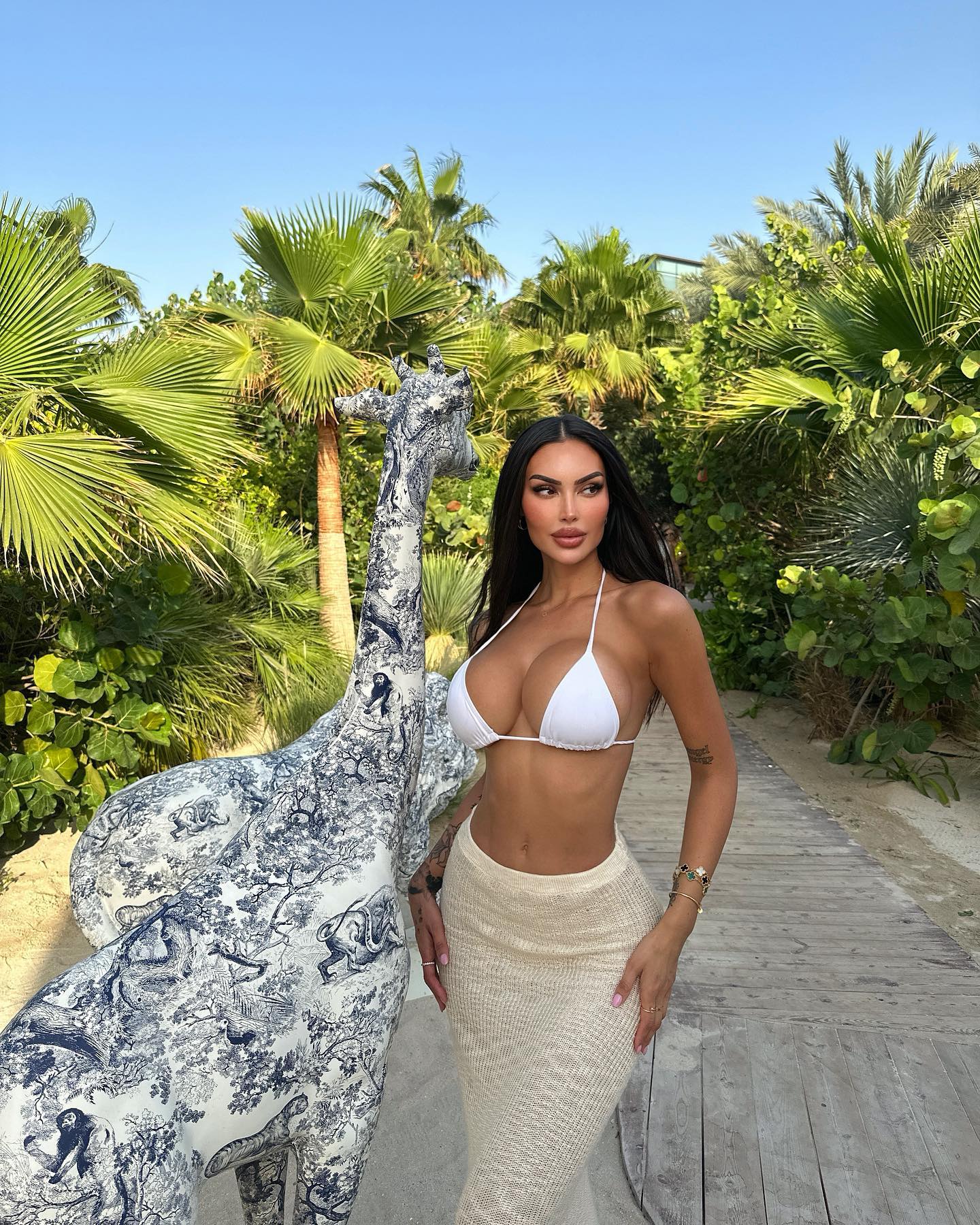 Annelese Milton #13577