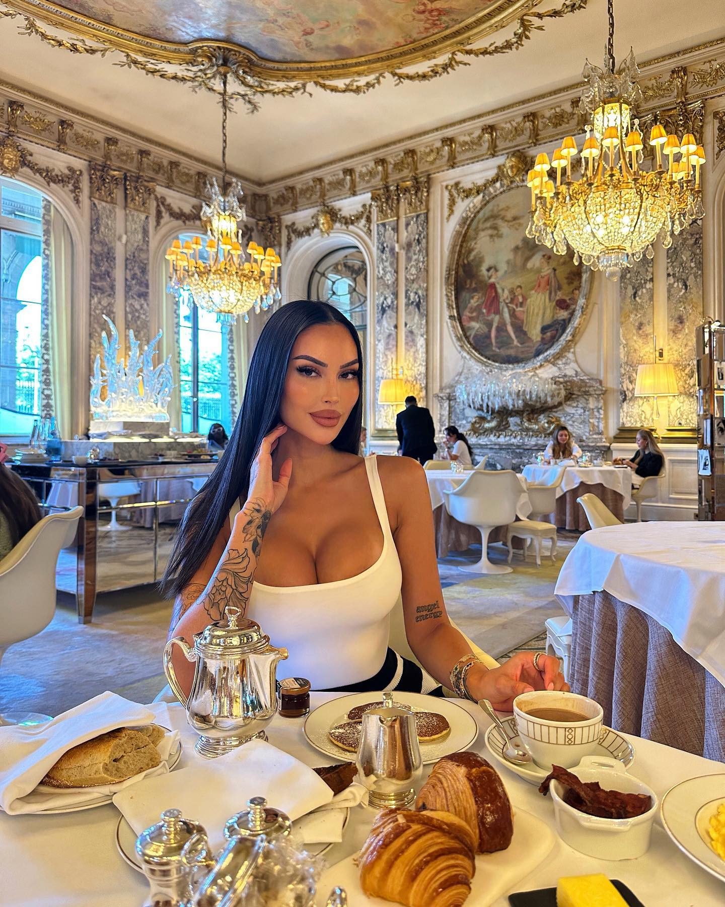 Annelese Milton #13583