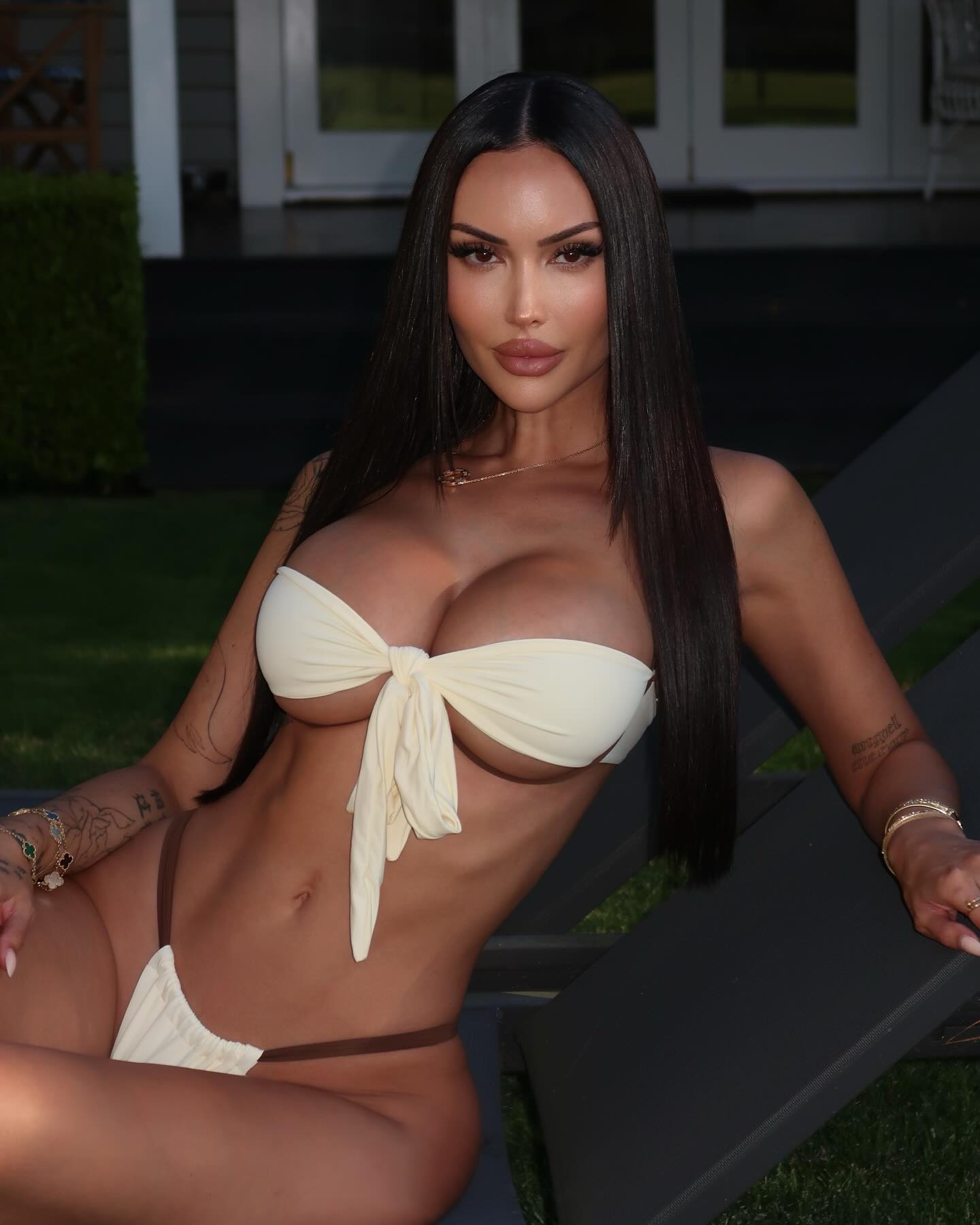 Annelese Milton #13679