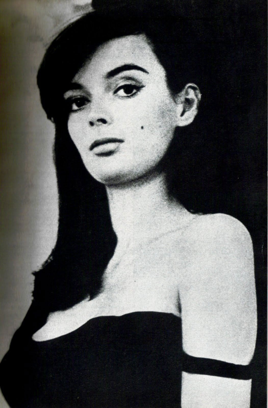 Barbara Steele #192346