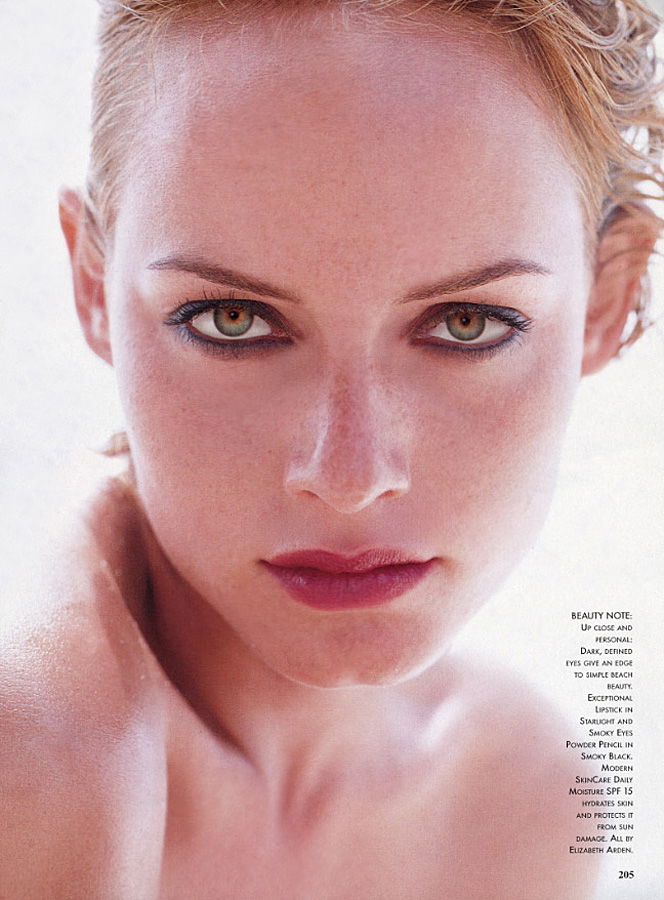 Amber Valletta #193293