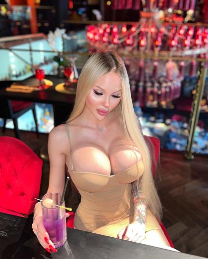 instabarbie photo 14726