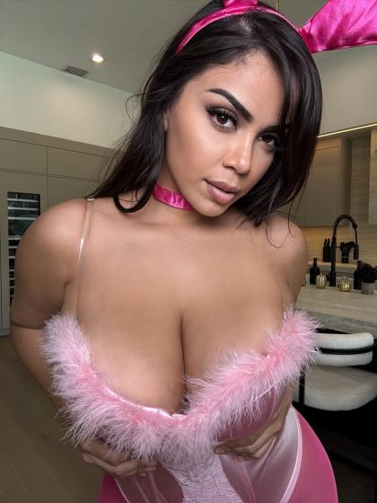 Jessenia Rebecca photo 196427