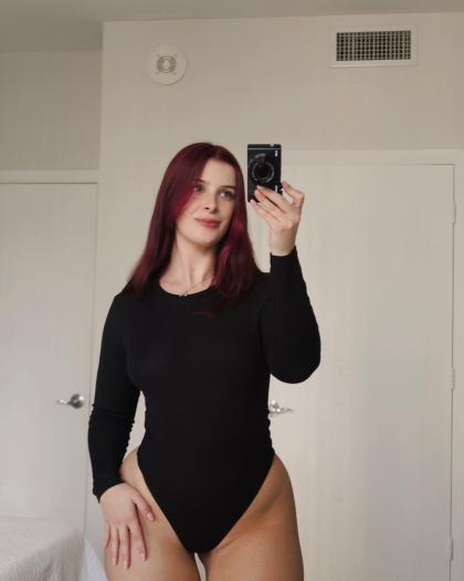 Mia Grose photo 199540