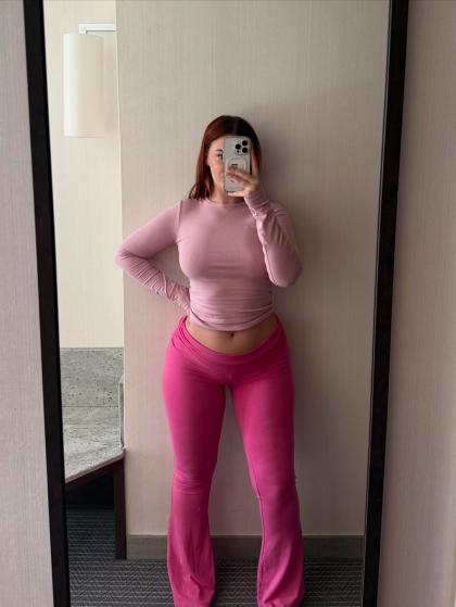 Mia Grose photo 199584